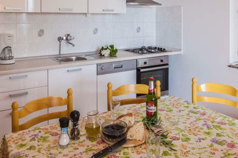 Apartmani Mudronja 무르테르 외부 사진